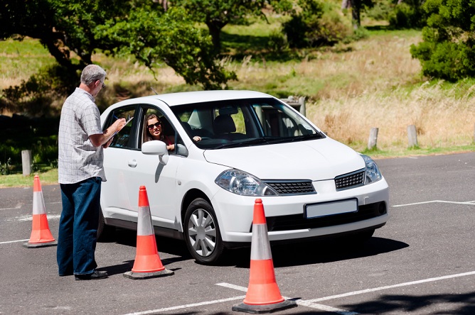 Benefits of Taking an Adult Drivers’ Education Course